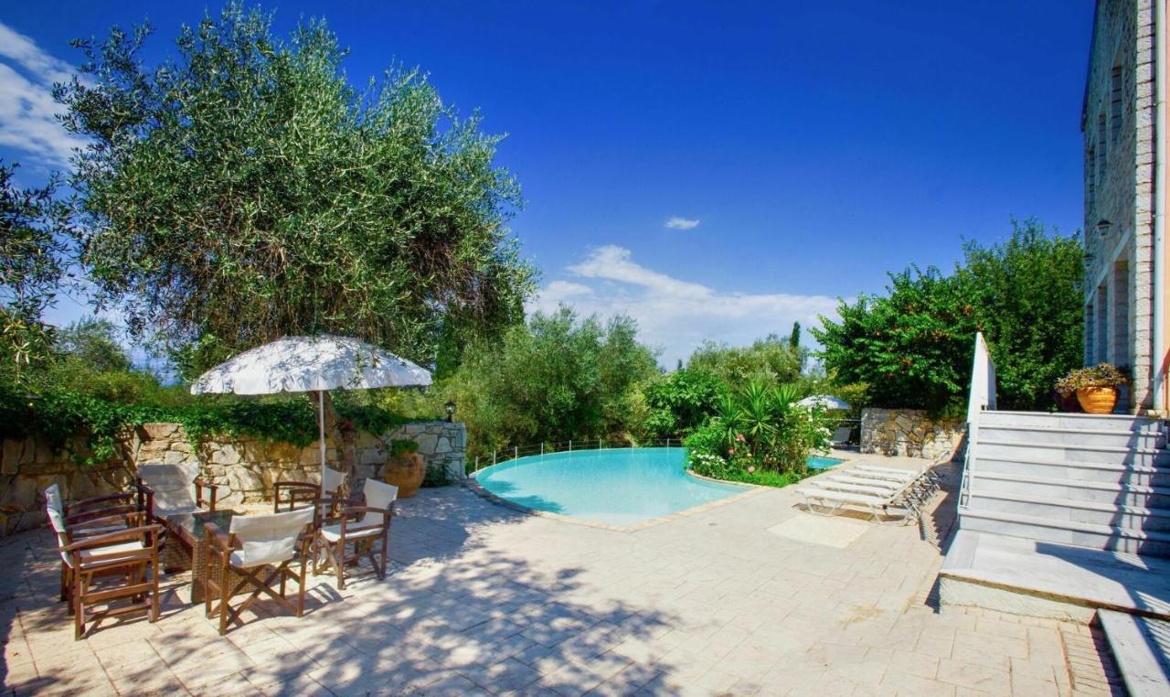 Villa Paola Kassiopi By Posarellivillas *